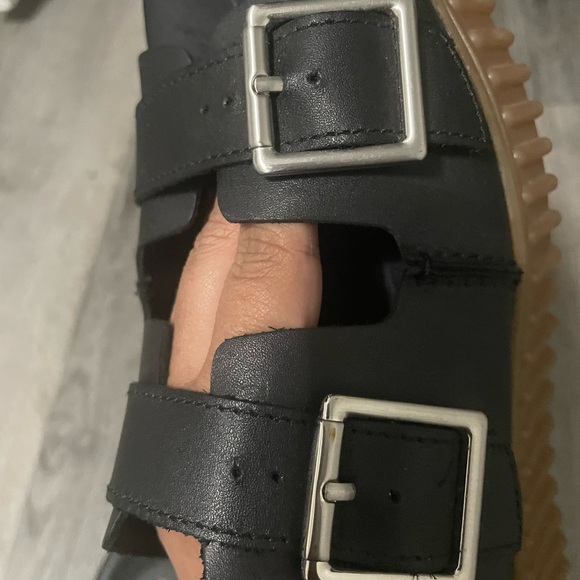 Clarks Black Torhill Slides Leather - Picture 6 of 11